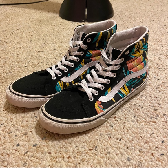 Vans - Picture 3 of 13